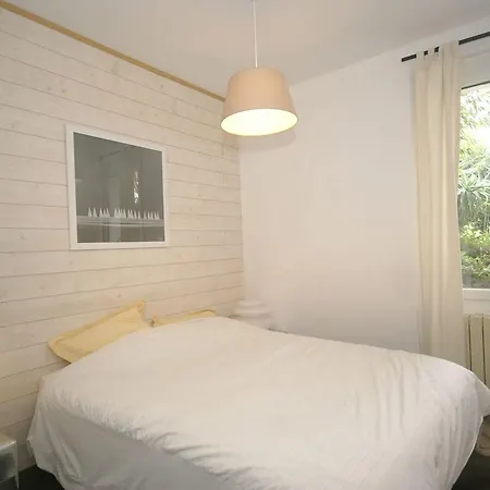 Vakantiehuis Exquisite Holiday By The Beach In Hyères